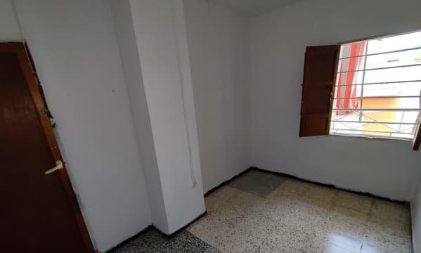 Piso en venta en Calle Colon Abarn Murcia