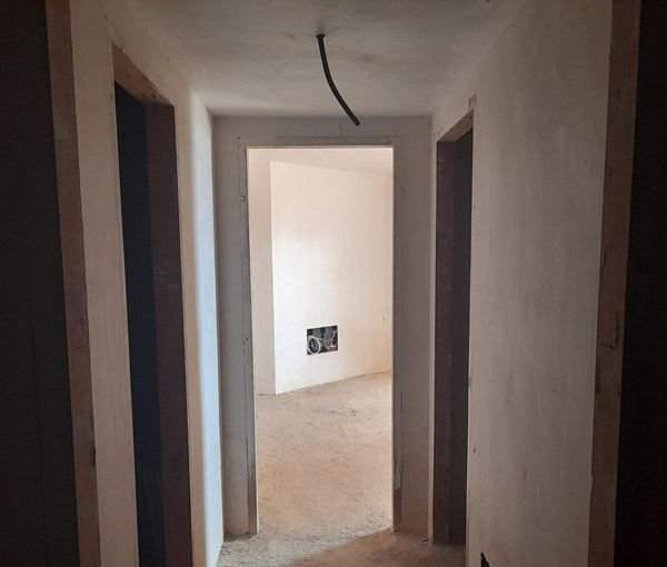 Casa disponible en cluxemburgo Pescola por 100000 de 87m y 2 habitaciones