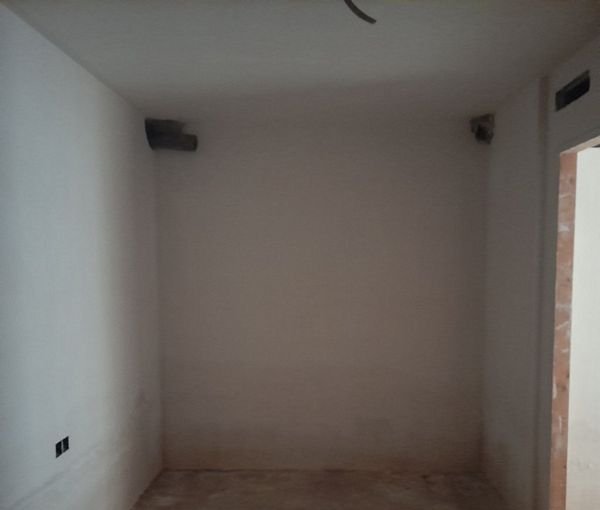 Casa disponible en cluxemburgo Pescola por 100000 de 87m y 2 habitaciones