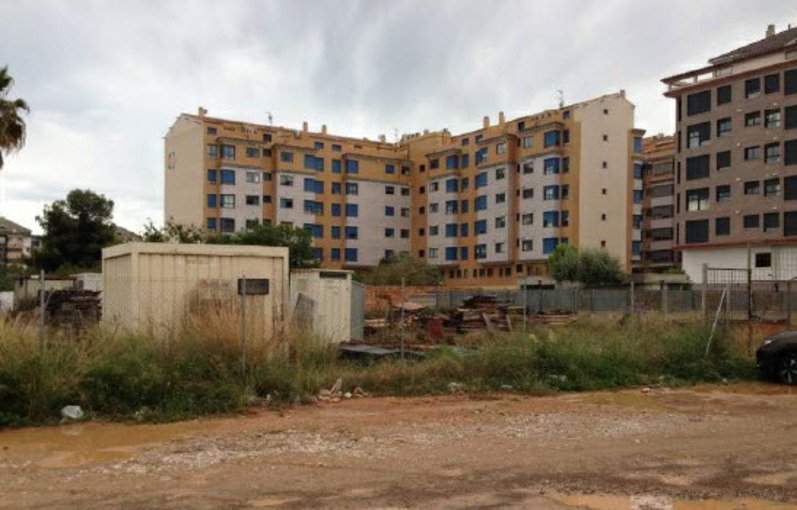 Suelo urbanizable residencial en venta en calle de la travessa en VillarrealVila-real por 452.000 con 1.317m