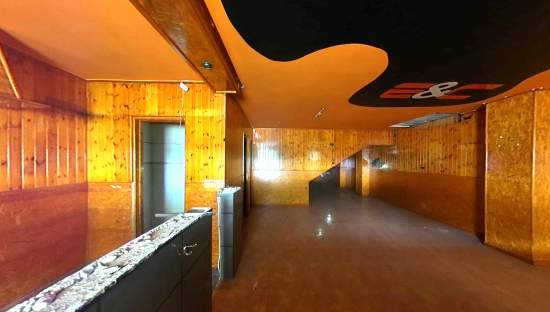 Compra local comercial por 39500 con 54m en condiciones de restauracin en calle pintor velazquez Murcia