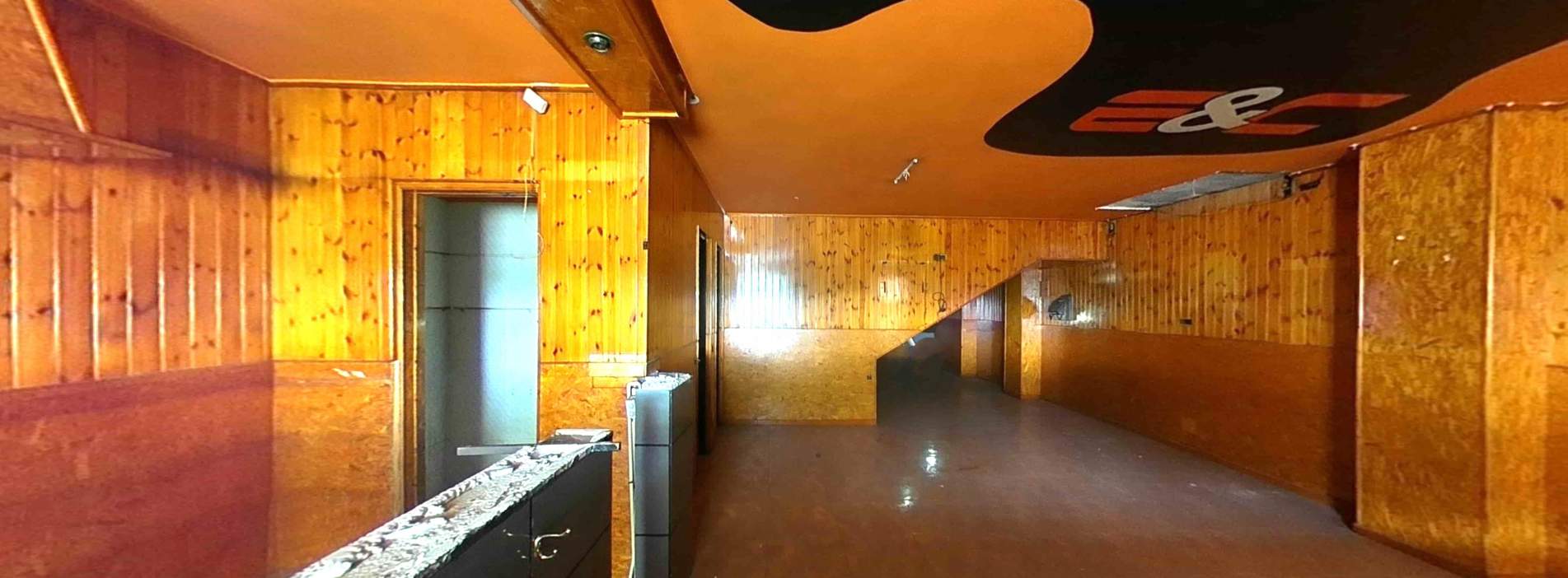 Compra local comercial por 39500 con 54m en condiciones de restauracin en calle pintor velazquez Murcia