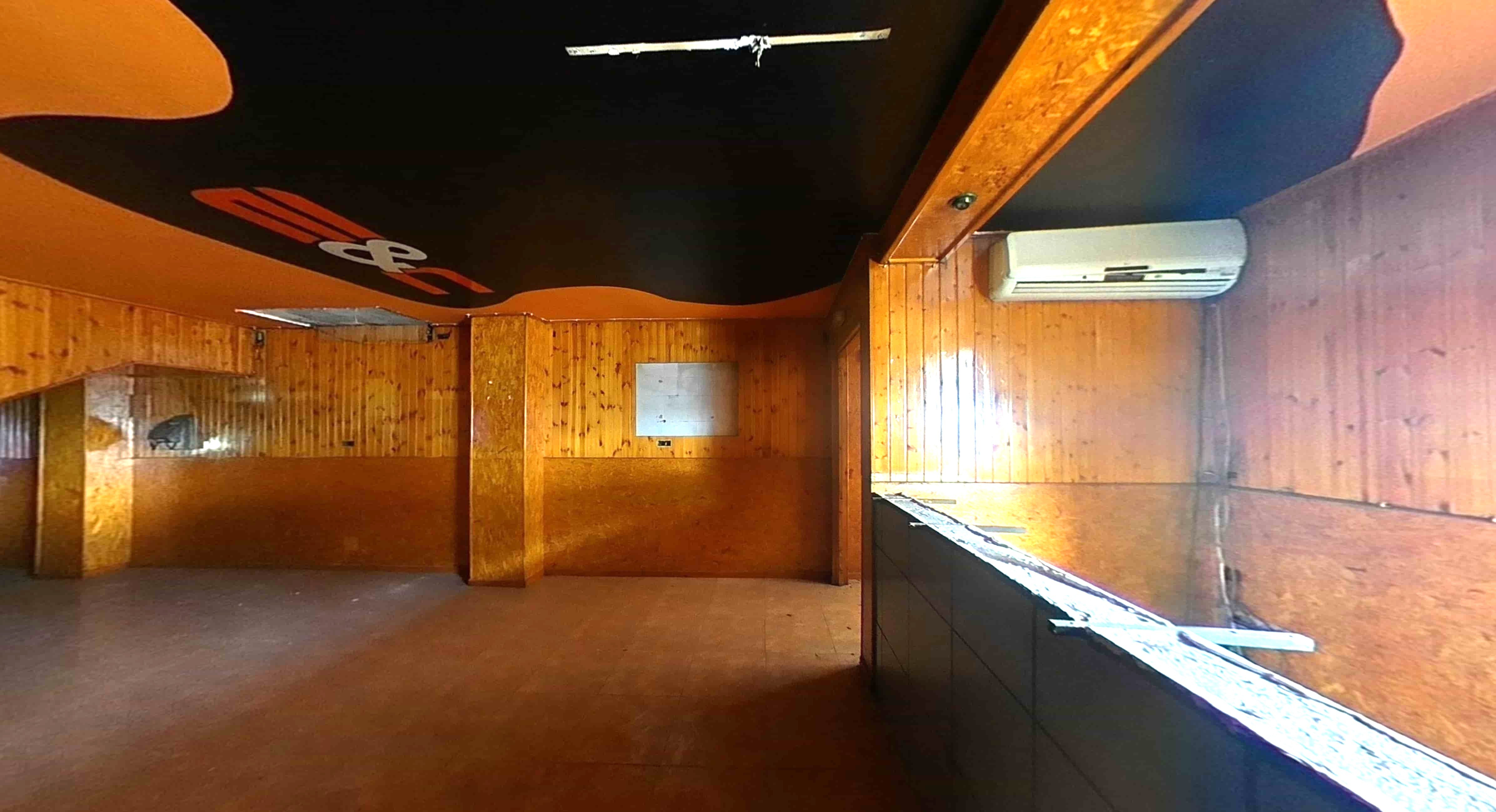 Compra local comercial por 39500 con 54m en condiciones de restauracin en calle pintor velazquez Murcia