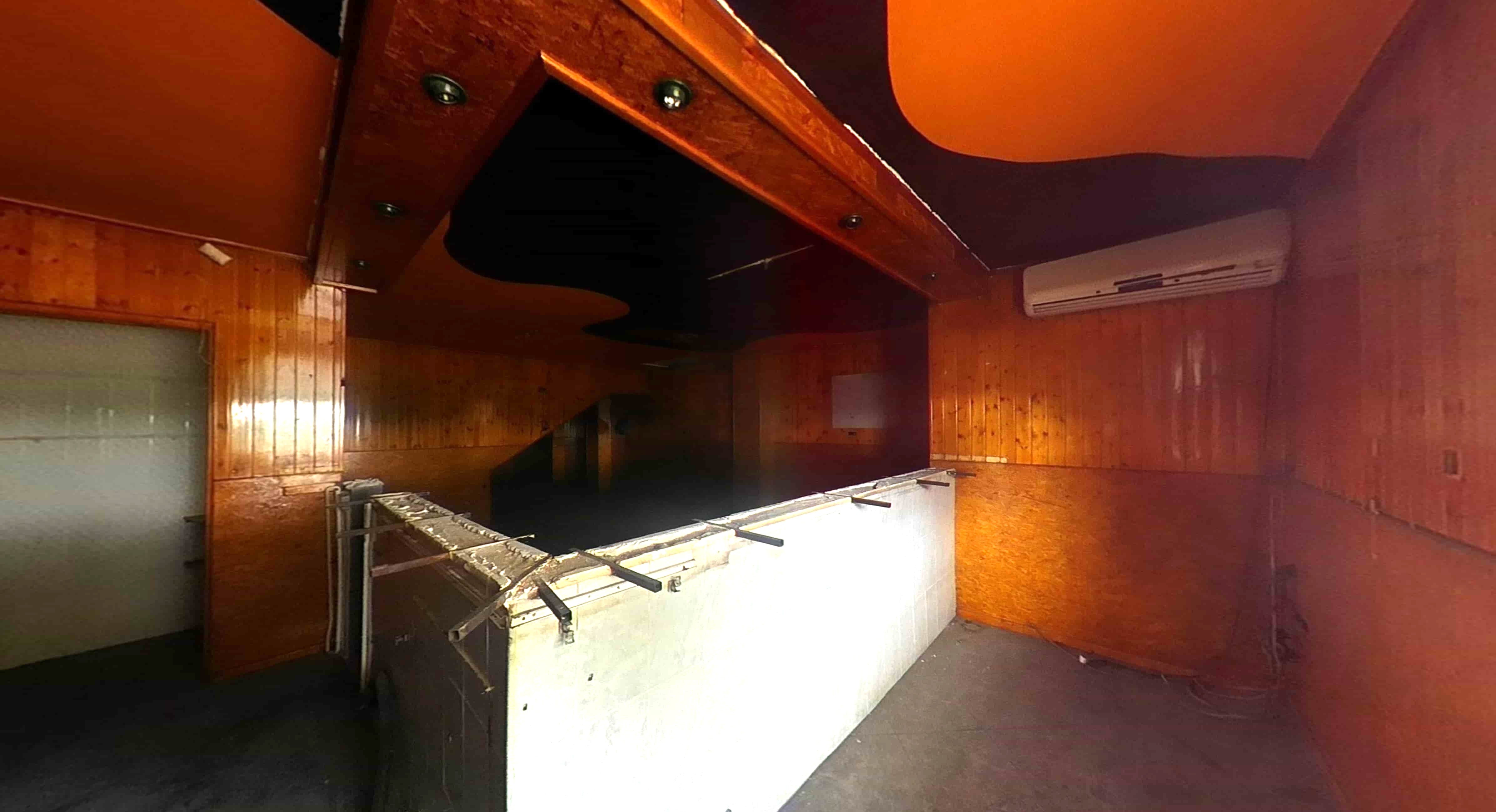 Compra local comercial por 39500 con 54m en condiciones de restauracin en calle pintor velazquez Murcia