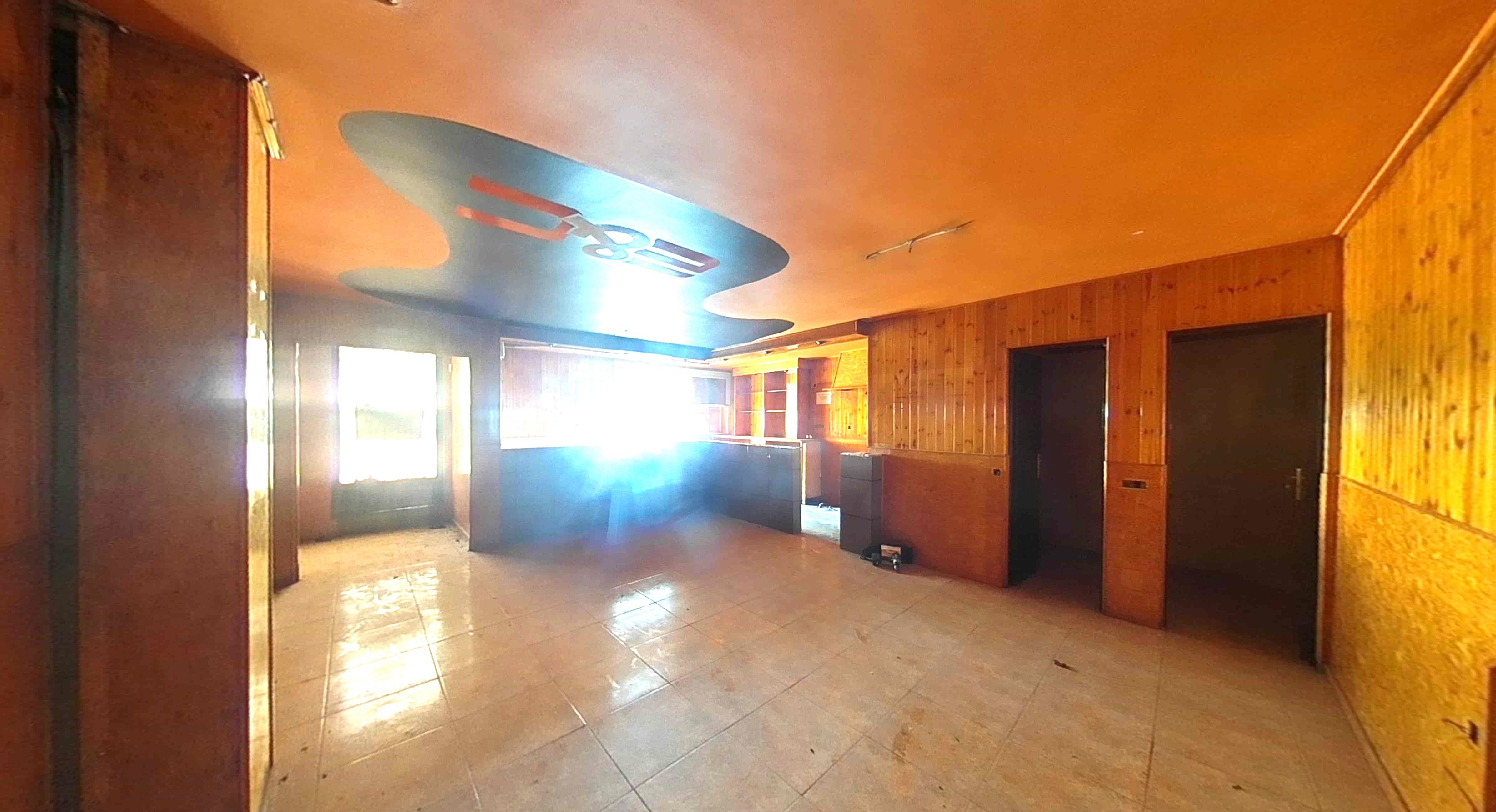 Compra local comercial por 39500 con 54m en condiciones de restauracin en calle pintor velazquez Murcia