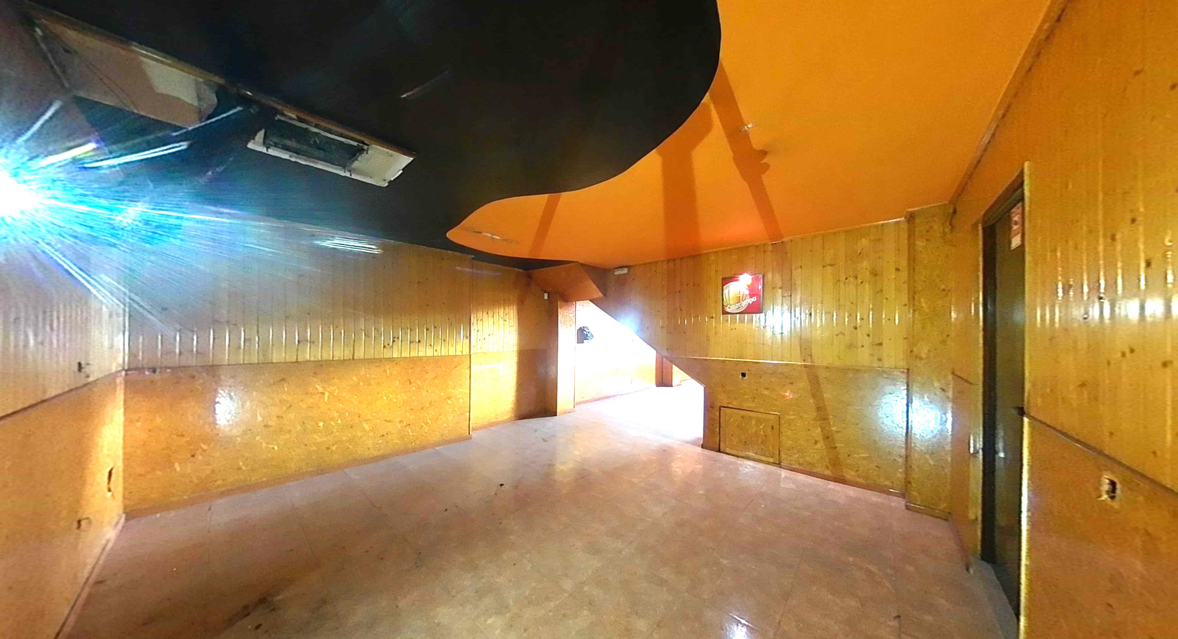 Compra local comercial por 39500 con 54m en condiciones de restauracin en calle pintor velazquez Murcia