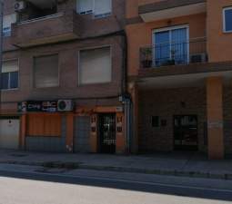 Compra local comercial por 39500 con 54m en condiciones de restauracin en calle pintor velazquez Murcia