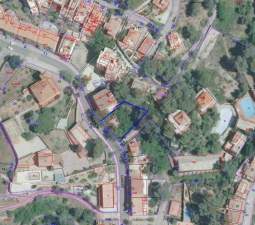 Urbano Solar en venta  en Calle Valencia Serra Valencia
