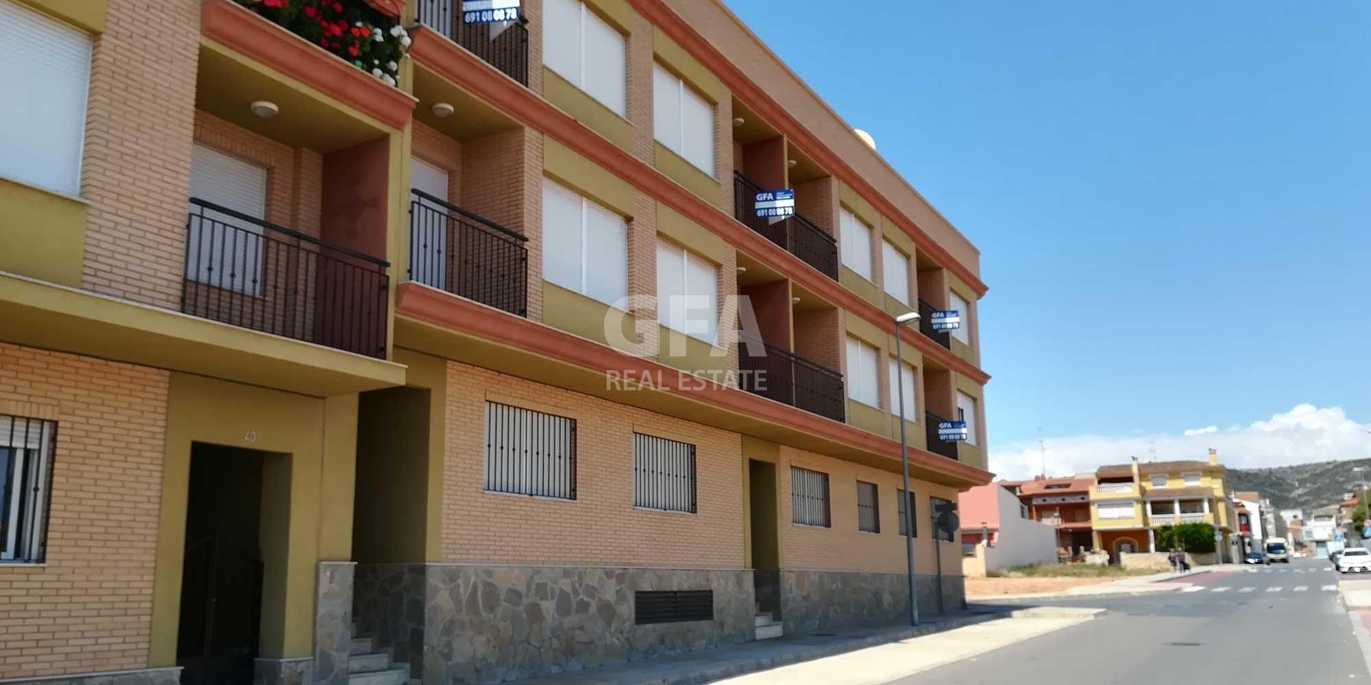Alquiler piso obra nueva en Torreblanca fachada lateral